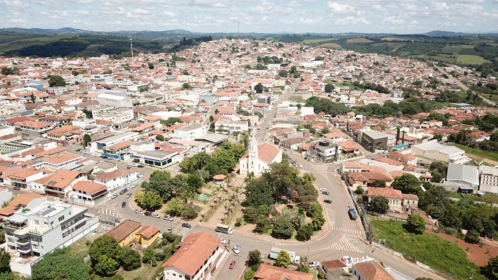 Passagens de Ônibus para Nepomuceno - MG