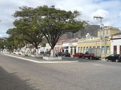 Passagens de Ônibus para Pedra Azul - MG